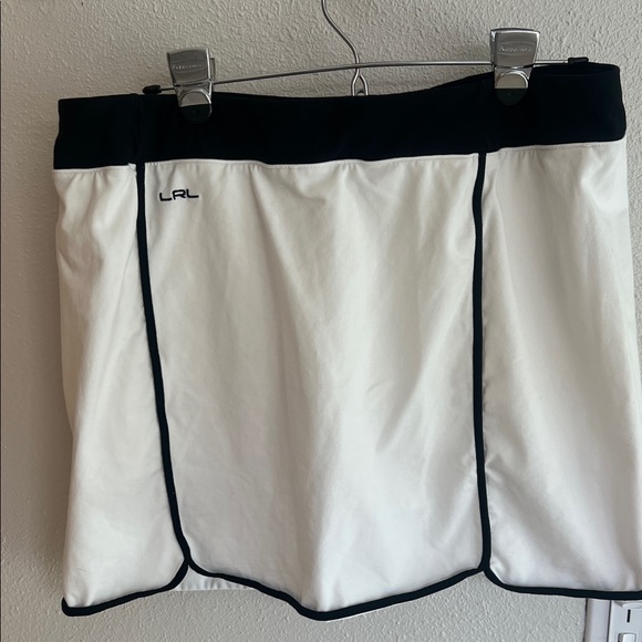 Lauren Ralph Lauren Pants - Lauren Ralph Lauren Black and White Skort SZ Large